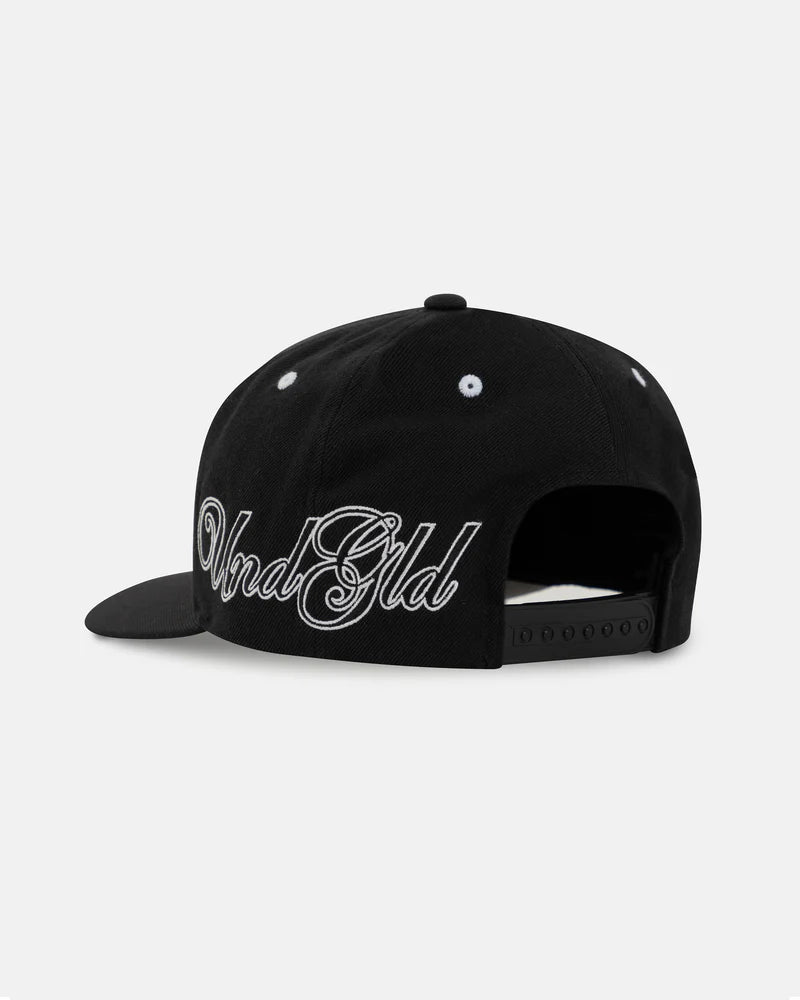Gorra Undergold Monogram