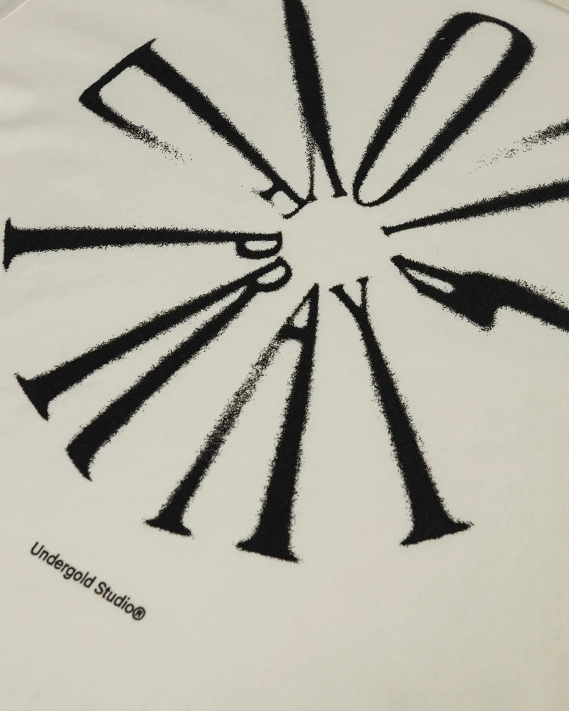 Tshirt Men Undergold Spring Pray 4 Love Boxy Fit Camiseta