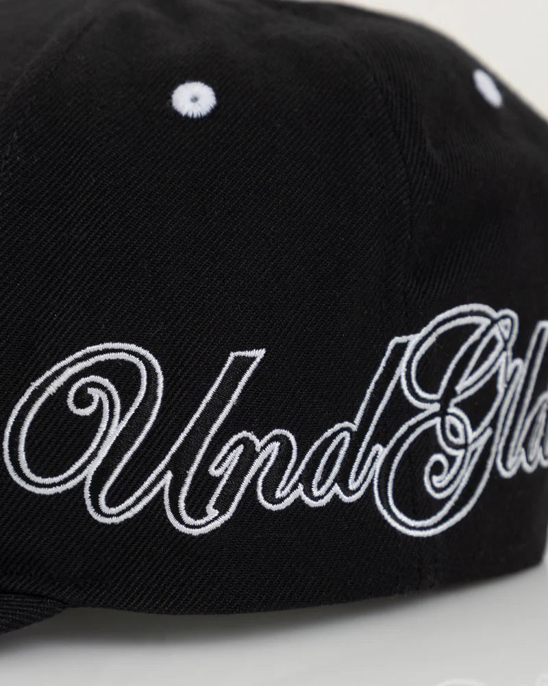 Gorra Undergold Monogram