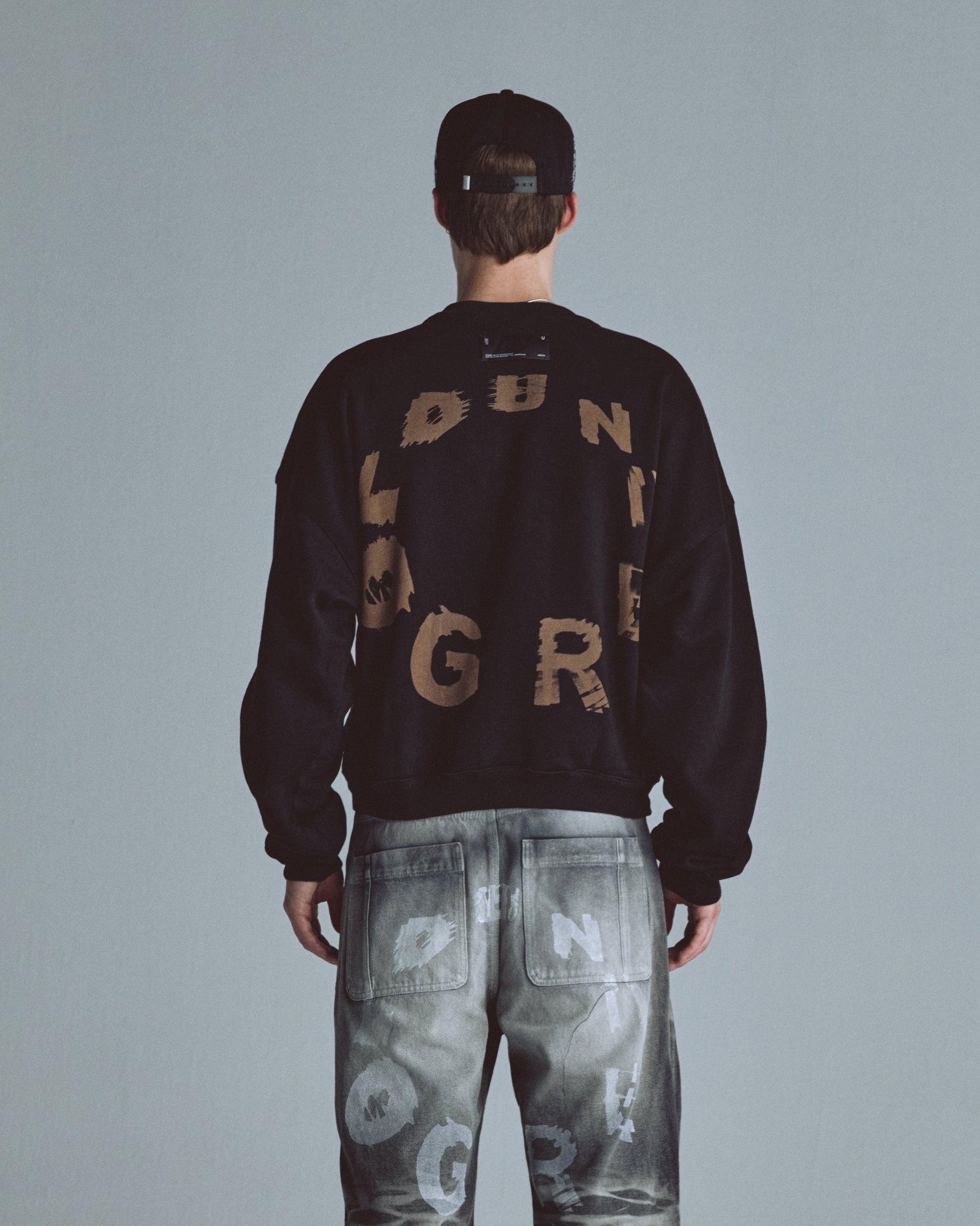 Hoodie Men Undergold Echoes Tremor Crewneck Boxy Fit Black Hoodie