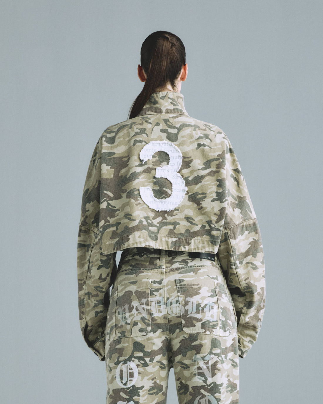 Cropped Hoodie Undergold Camo Chaqueta