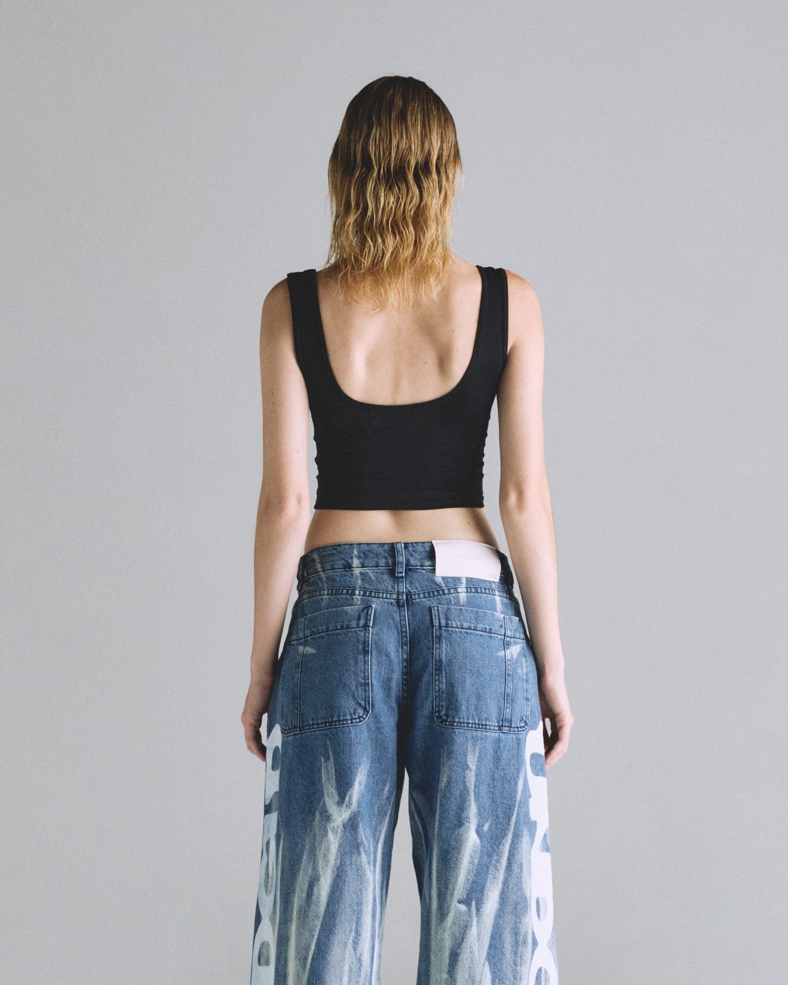 Basics Women Undergold Studio Cut Out Tank Top Black Crop Top