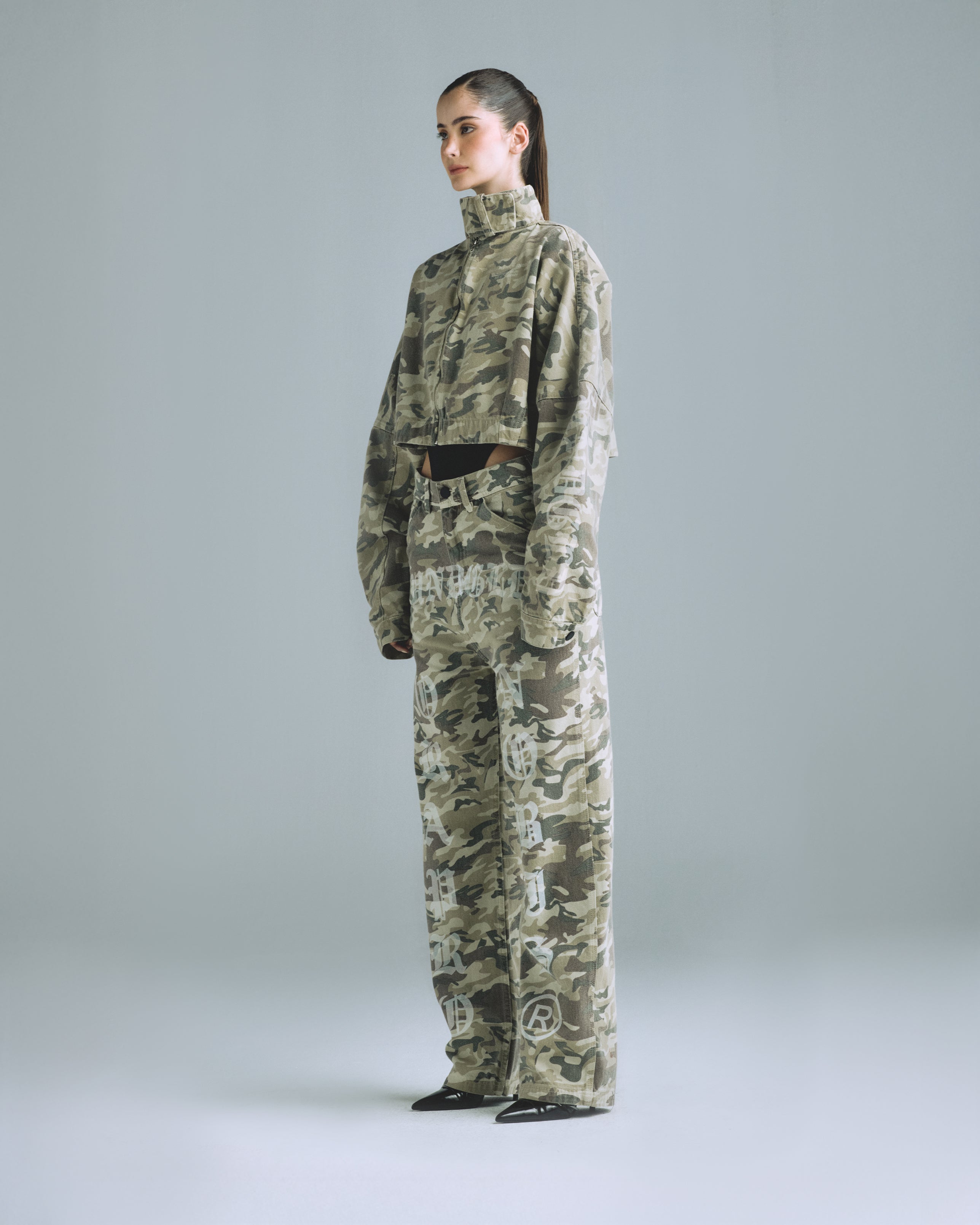 Cropped Hoodie Undergold Camo Chaqueta