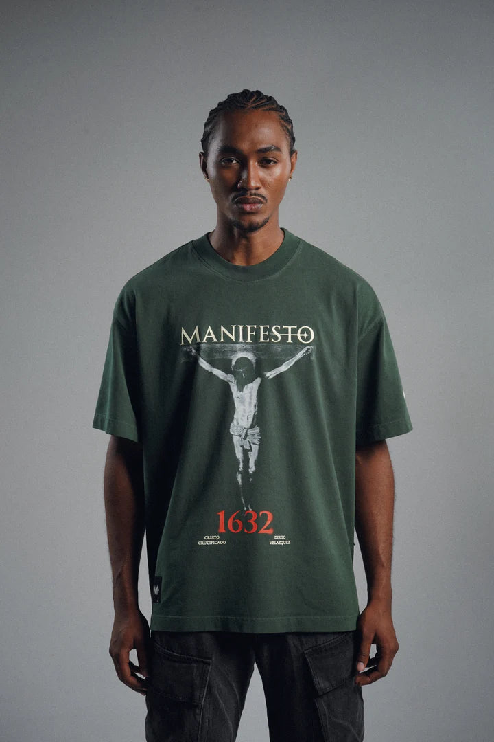 Camiseta Oversize Manifesto Cristo Crucificado