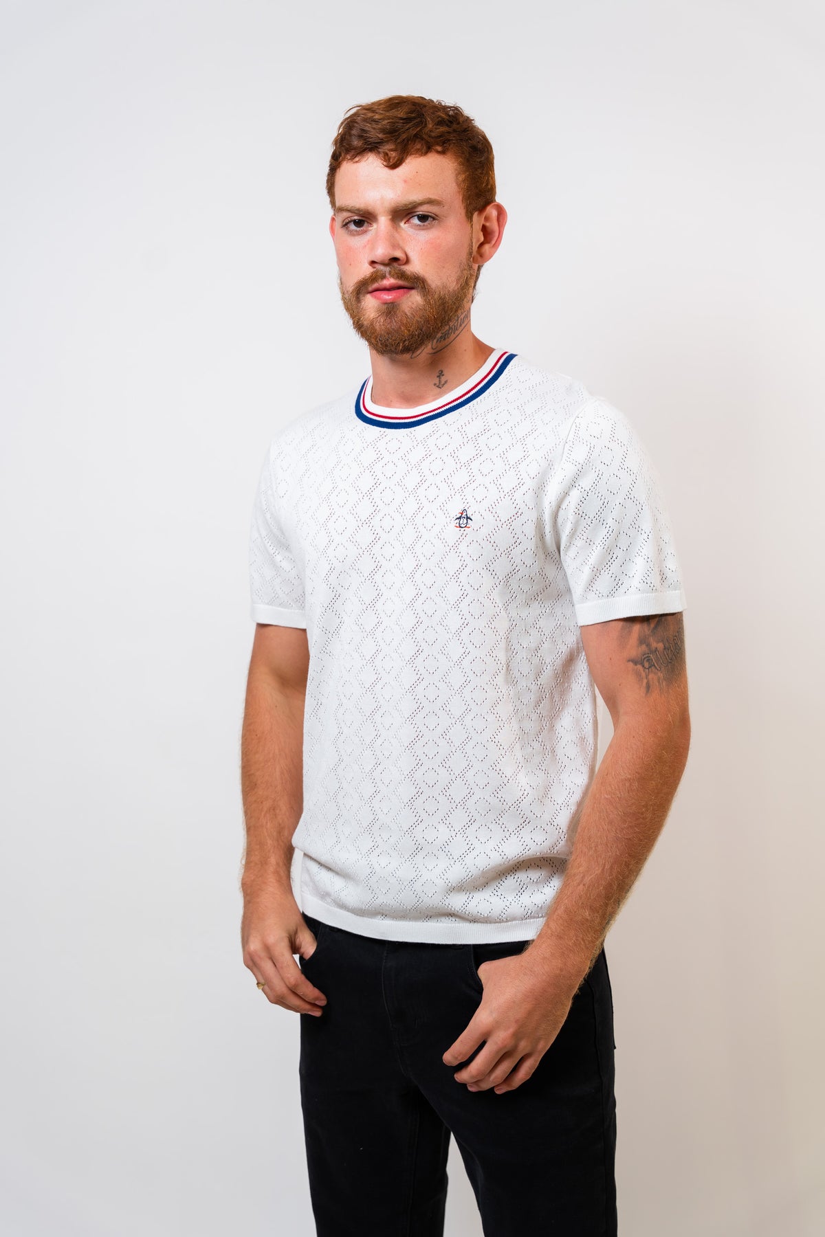 Camiseta Blanca Con Diseño Hombre Penguin