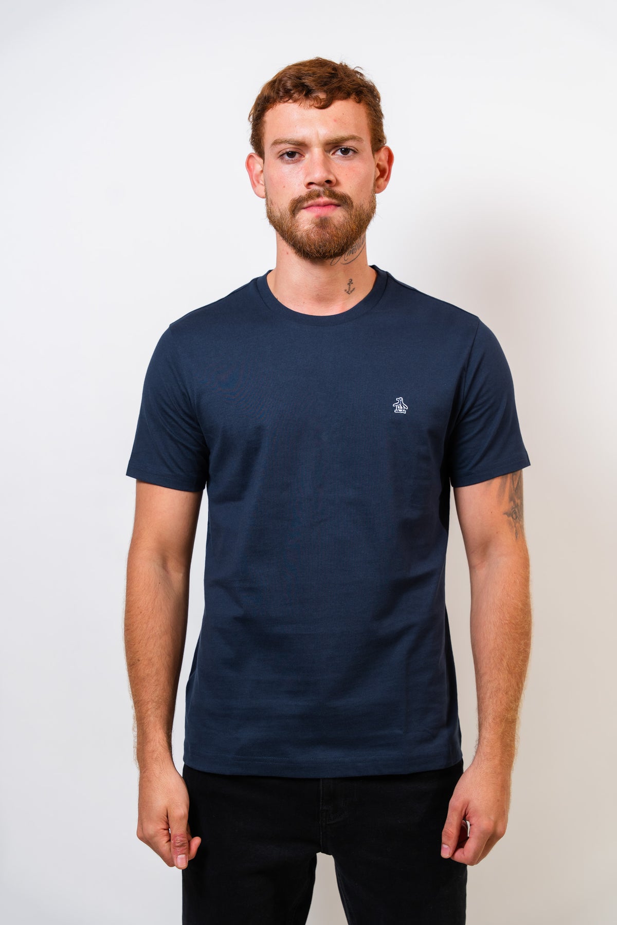 Camiseta Azul Oscuro Básica Hombre Penguin