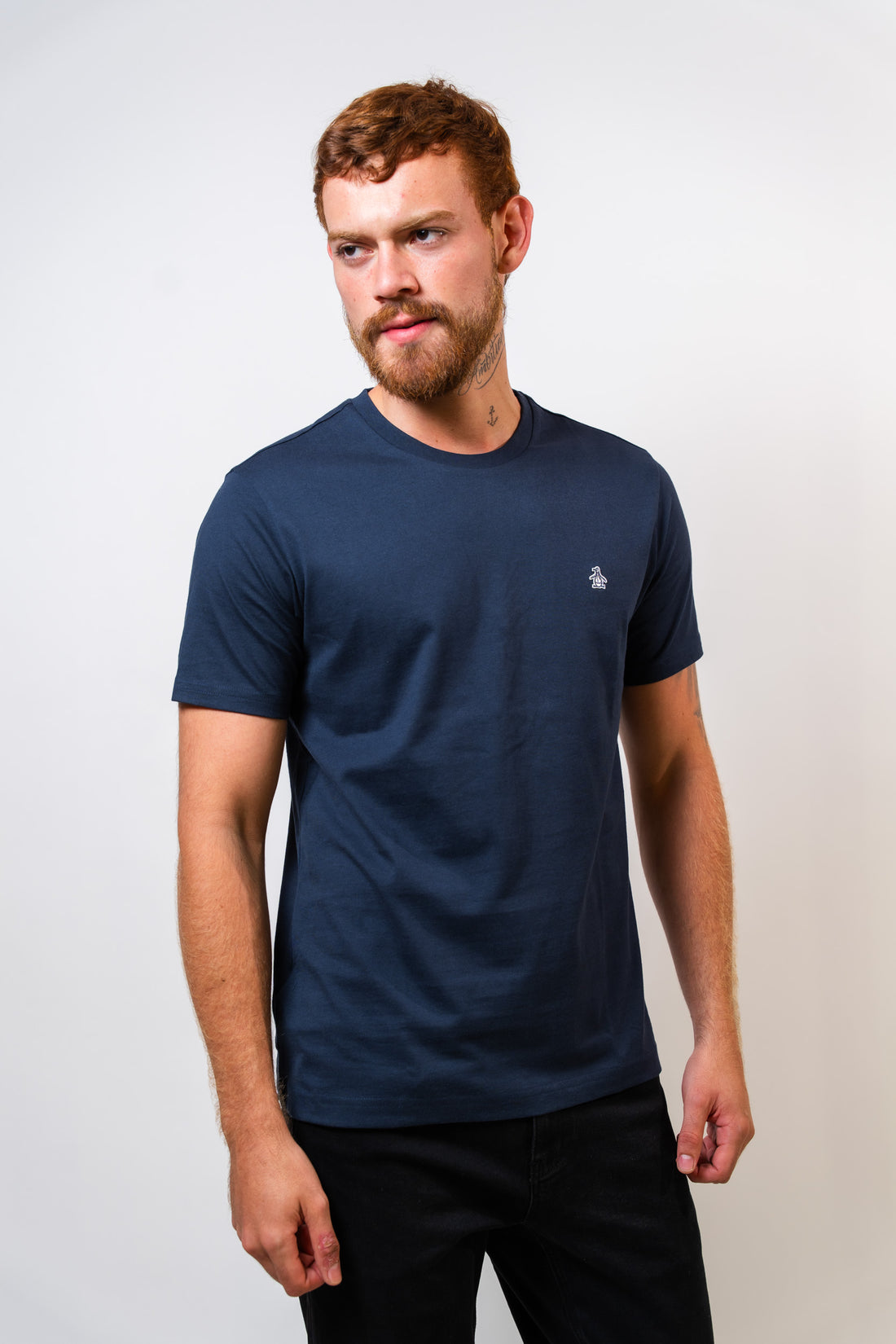 Camiseta Azul Oscuro Básica Hombre Penguin