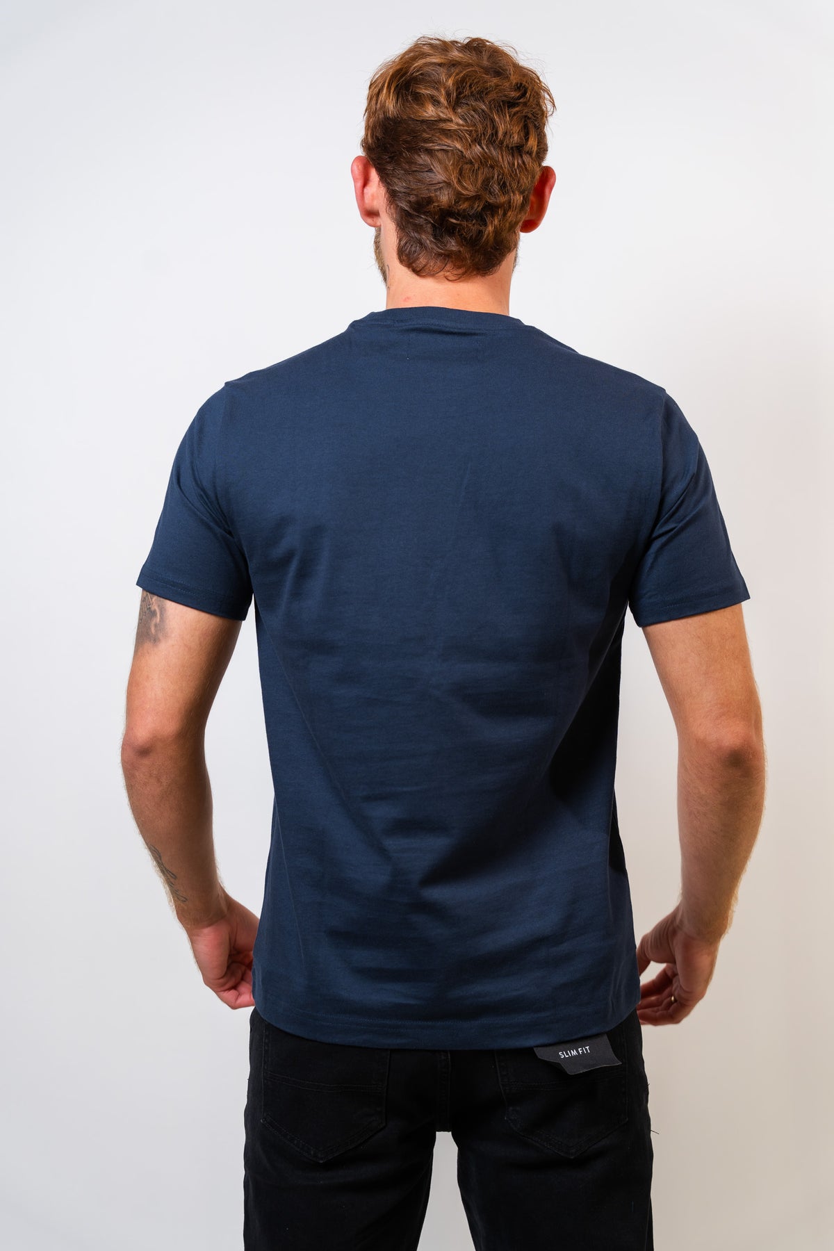 Camiseta Azul Oscuro Básica Hombre Penguin