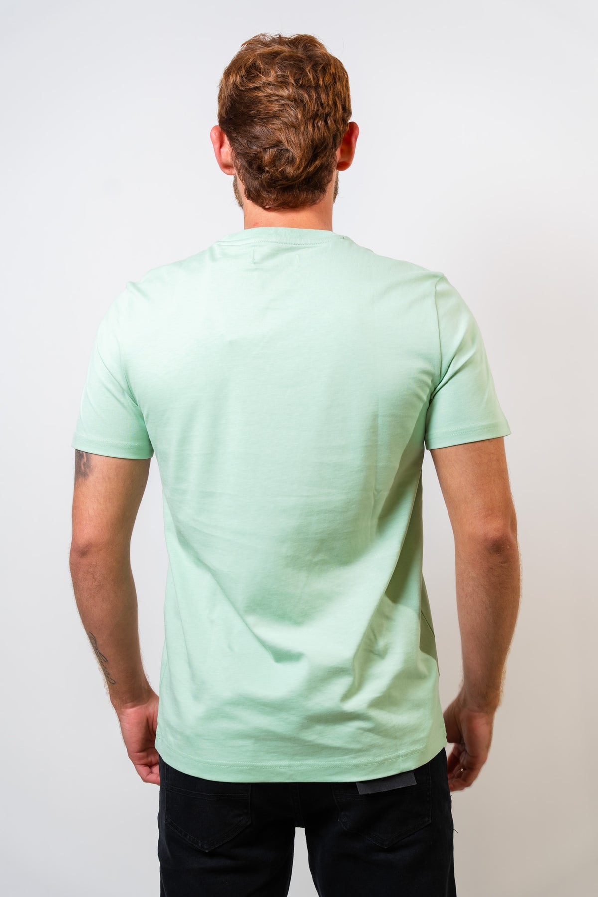Camiseta Verde Básica Hombre Penguin