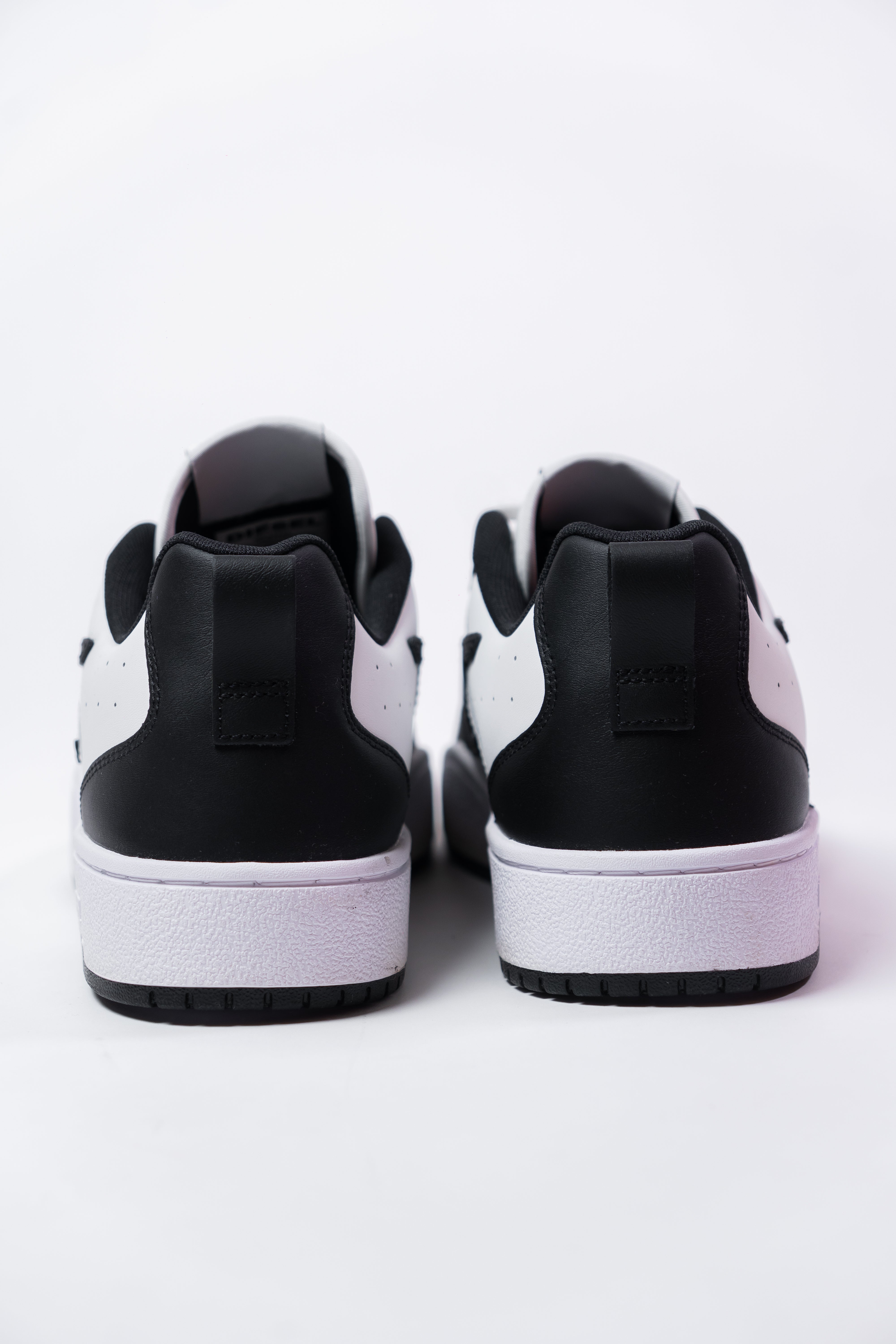 Tenis Hombre Diesel S-Ukiyo V2 Low