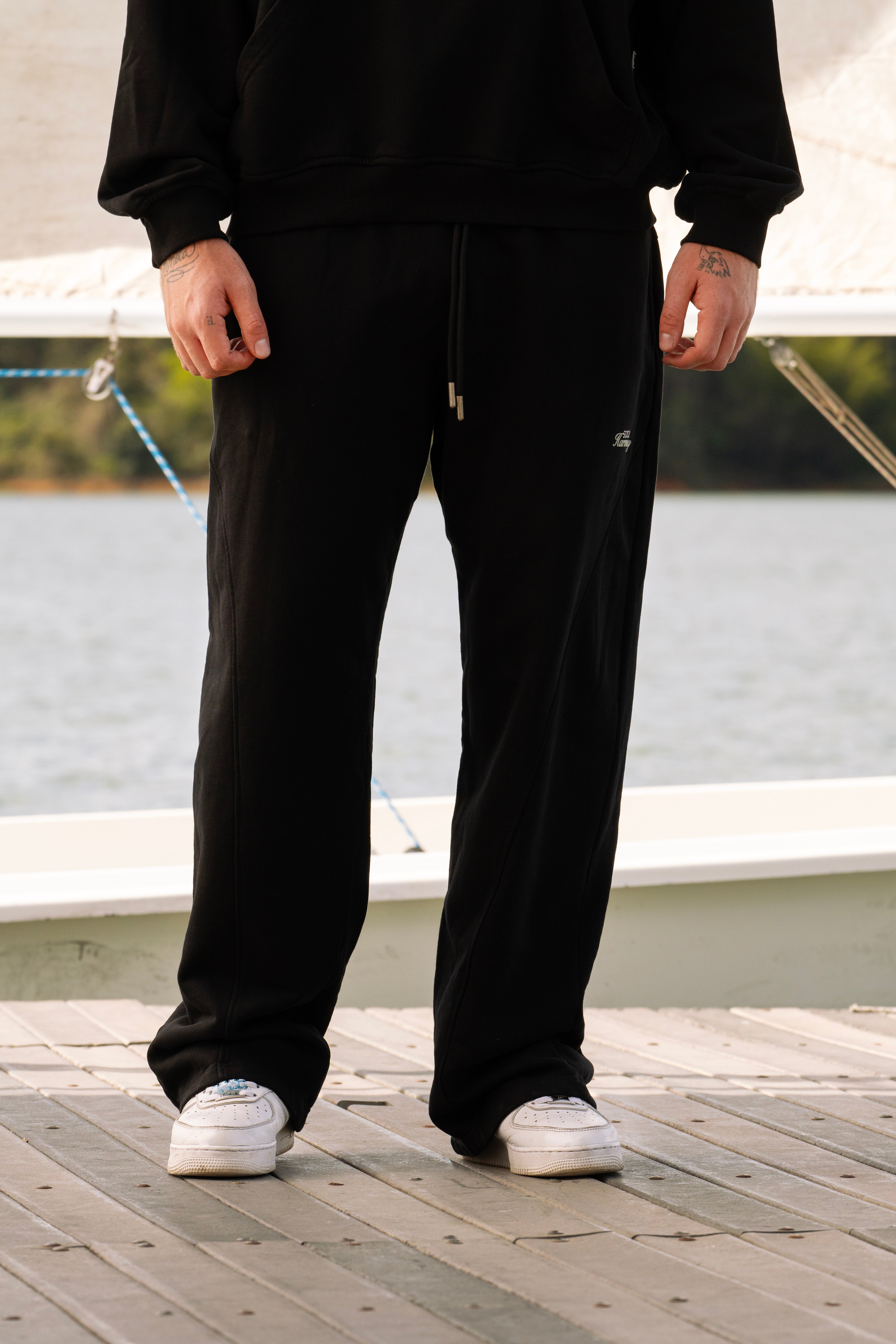Jogger Hombre Social Harmony