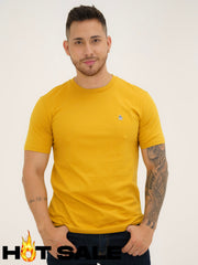 Camiseta Penguin Gold