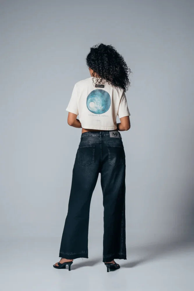 Crop Top Women Manifesto - Crop Top