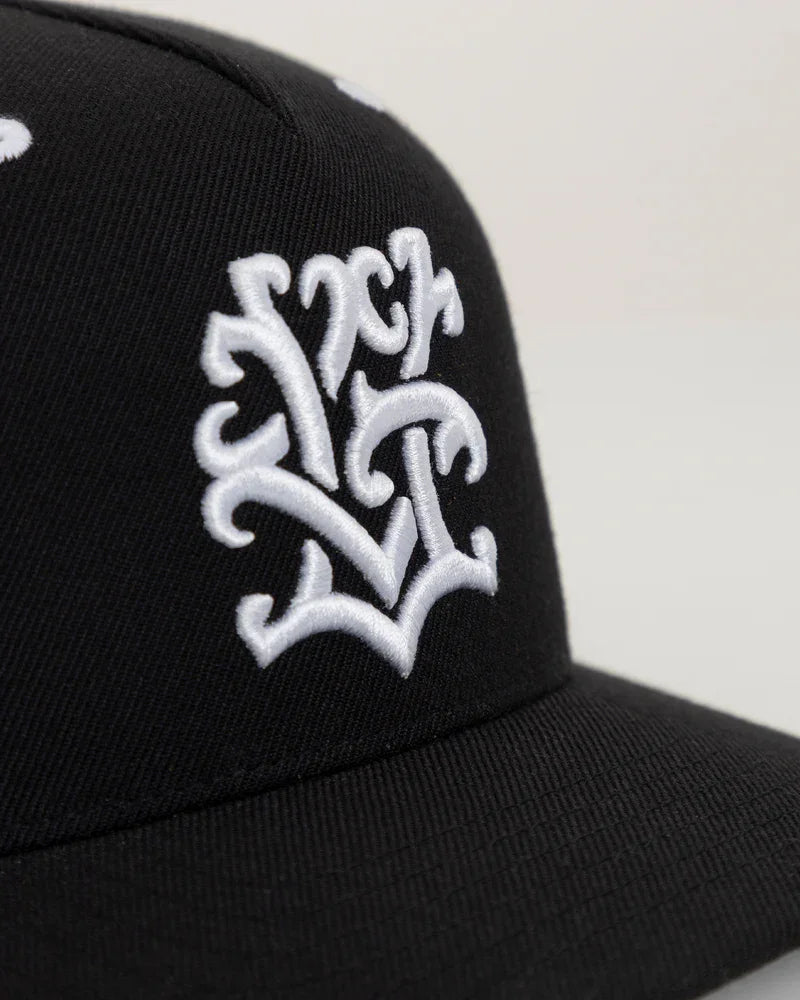 Gorra Undergold Monogram - Gorras