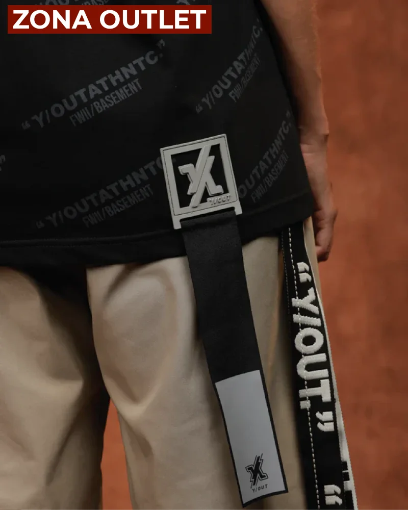 Akai T-Shirt Y/OUT Camiseta