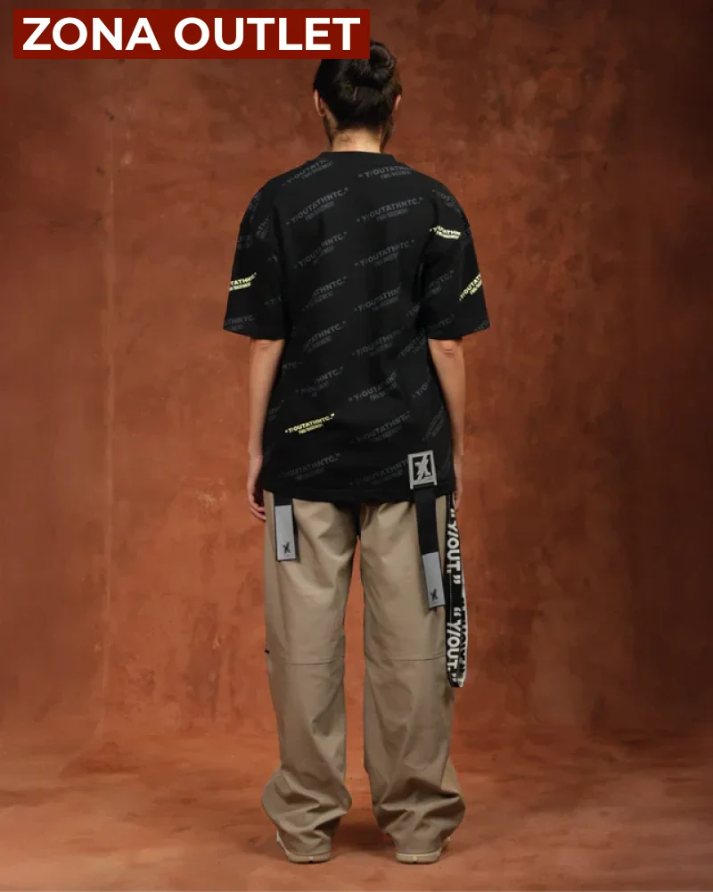 Akai T-Shirt Y/OUT Camiseta